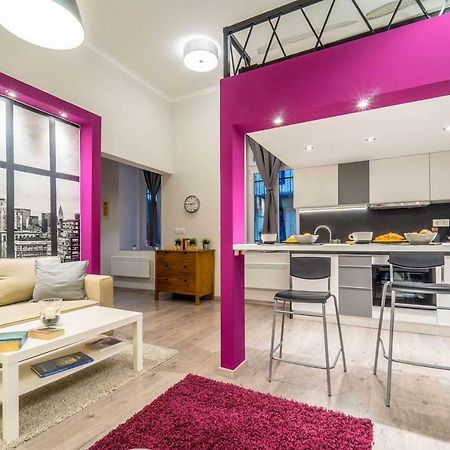 Cozy Downtown Studio Apartment Budapest Exterior foto