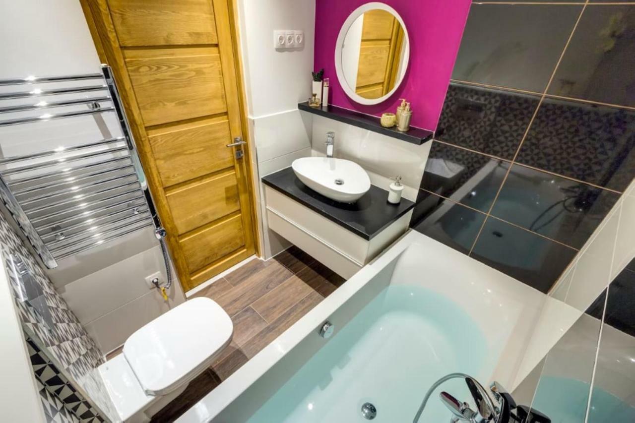 Cozy Downtown Studio Apartment Budapest Exterior foto