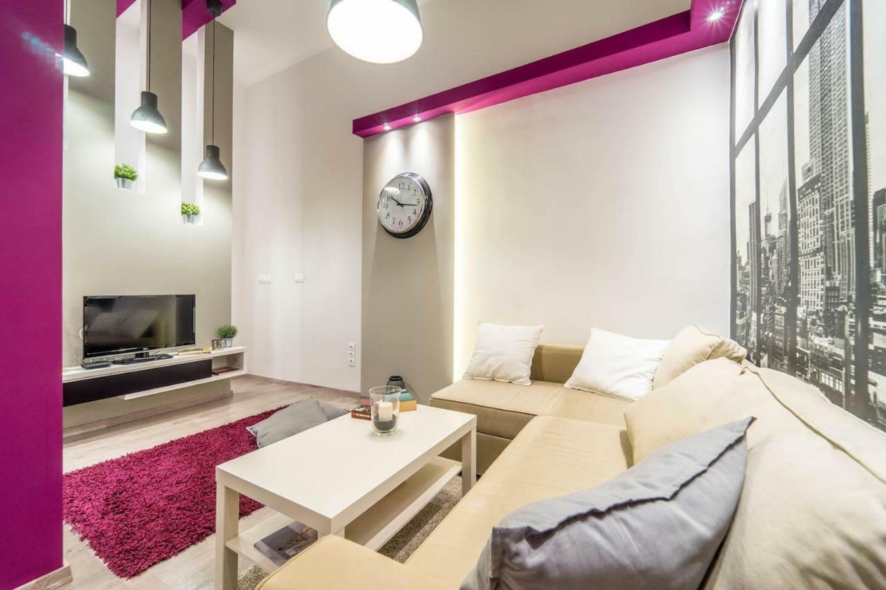 Cozy Downtown Studio Apartment Budapest Exterior foto