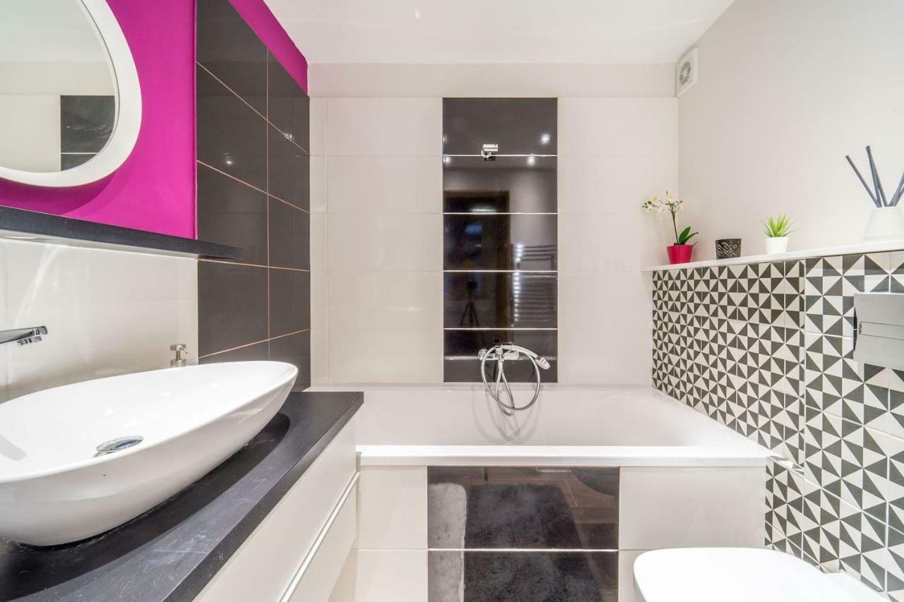 Cozy Downtown Studio Apartment Budapest Exterior foto